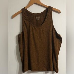 Athlenta uptempo 11 women’s super soft tank top scoop neck pull over brown .L